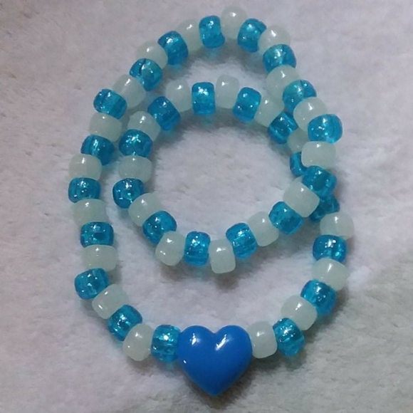 blue heart kandi choker - Picture 1 of 7